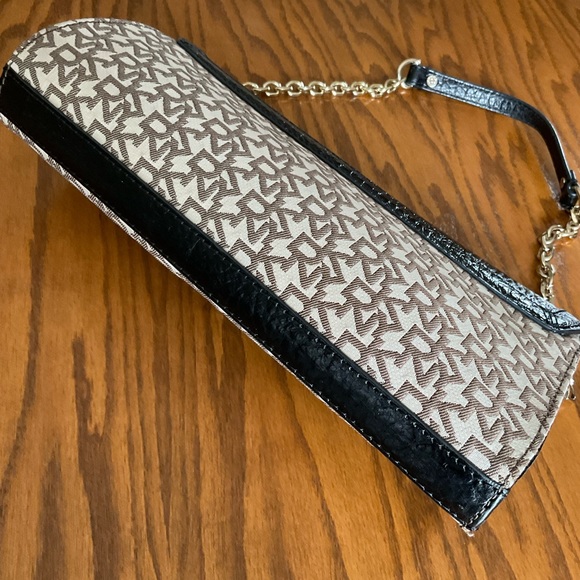 DKNY Black Monogram Clutch/Shoulder Handbag - Picture 5 of 12